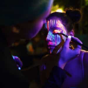 Cumple-Taller pintacaras NEON GLOW PARTY